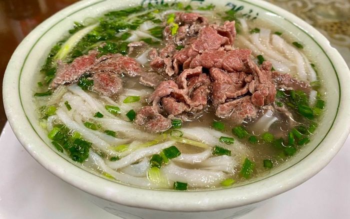 Người đàn ông 60 tuổi ăn thịt bò mỗi ngày, đi khám sức khỏe khiến bác sĩ phải thốt lên 1 câu