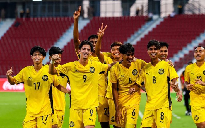 HLV Kim Sang Sik đừng gây thất vọng