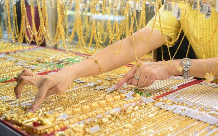 Giá vàng chiều 12/12: Đồng loạt tăng mạnh