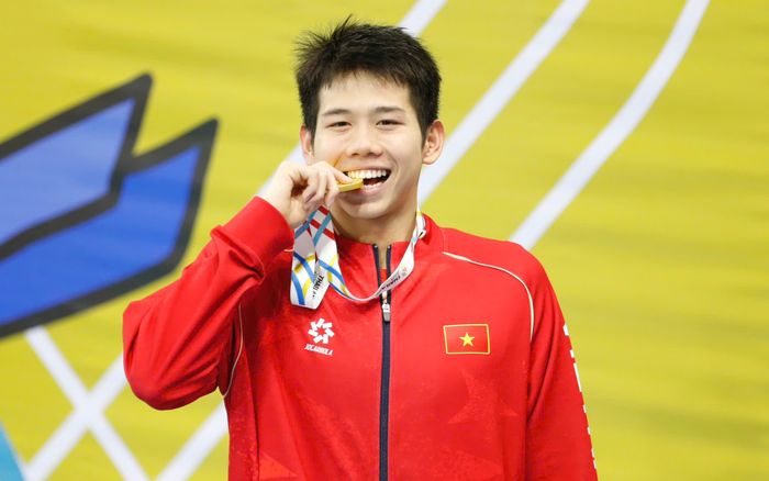 Em trai Ánh Viên xuất sắc giành HCV SEA Games 33