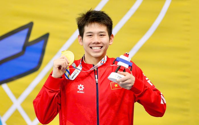 Cha Ánh Viên nghẹn ngào khi biết con trai giành HCV SEA Games 33: 'Xem không được nhưng…'