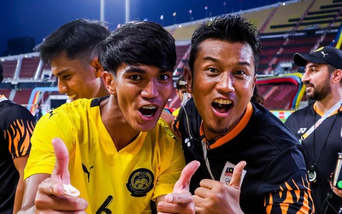 HLV Malaysia phản ứng mạnh khi cùng Việt Nam đi tiếp