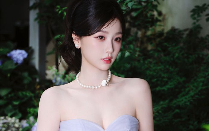 Sau nhiều bê bối, màn tái xuất của Ngu Thư Hân tiếp tục gây tranh cãi