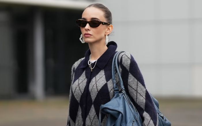 Xu hướng áo len mùa đông 2025