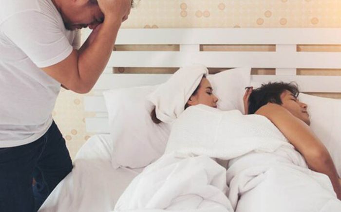 Người phụ nữ bí mật cưới 2 người chồng một lúc, chia ca 'sinh hoạt' suốt 1 năm không ai biết