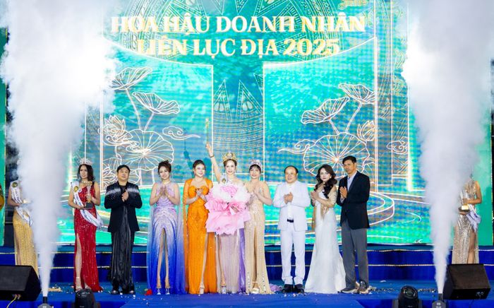 Khoảnh khắc đăng quang của thí sinh Nguyễn Thị Tâm – Dấu ấn rực rỡ của Miss Intercontinental Entrepreneur 2025