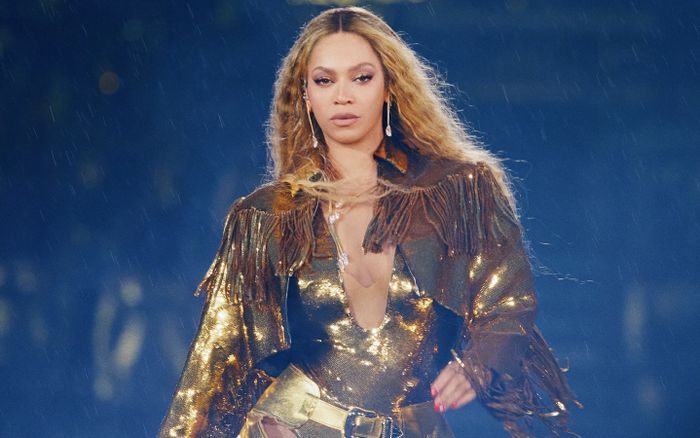 Beyoncé thiết lập cột mốc chưa từng có trong lịch sử dòng nhạc đồng quê