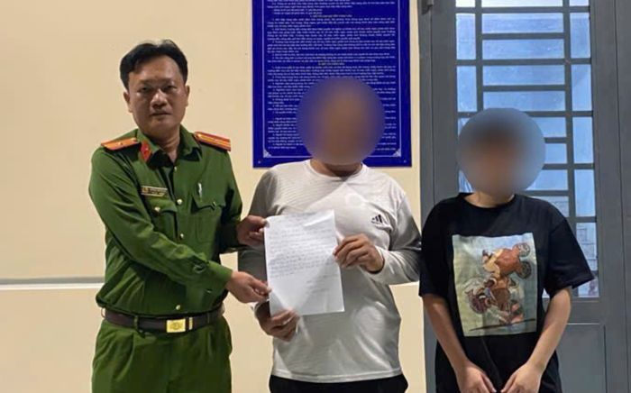 Thấy nữ sinh SN 2008 có biểu hiện lạ ở cửa khẩu Mộc Bài, người dân vội vàng báo Công an