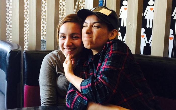 Con gái cố ca sĩ Phi Nhung chia sẻ hình ảnh cuối cùng bên mẹ