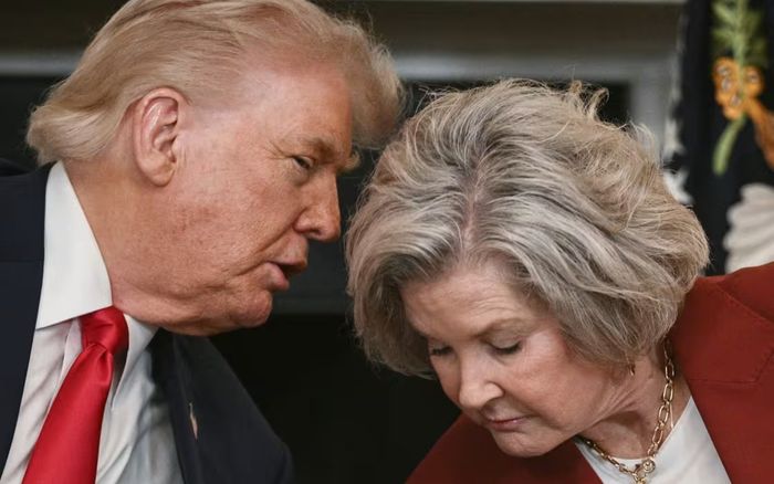 Ông Donald Trump đính chính