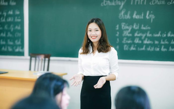 Lương giáo viên THPT, THCS, Tiểu học từ 1/1/2026 thay đổi ra sao?