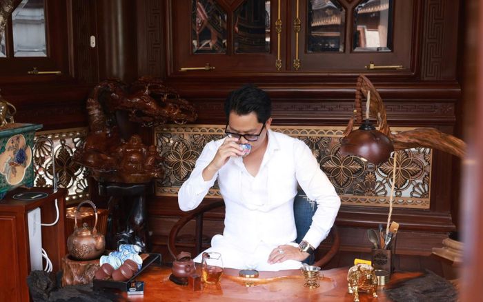 Căn phòng thưởng trà của Hoàng Kim Khánh - chồng Mailisa