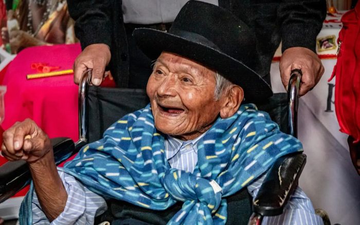 Cụ ông 125 tuổi sống thọ nhất thế giới nhờ ăn 1 món mỗi ngày, ở Việt Nam bán rất rẻ