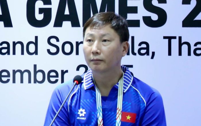 HLV Kim Sang Sik đã đúng