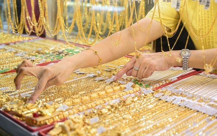 Giá vàng chiều 2/12: Giảm mạnh