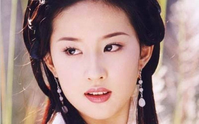 8 mỹ nhân 'khẩu phật tâm xà' nhất trong tiểu thuyết Kim Dung: Hoàng Dung góp mặt, hạng nhất là nỗi khiếp đảm của đàn ông