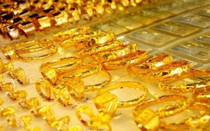 Tin tài chính hôm nay 21/12: Giá vàng nhẫn điều chỉnh, USD ổn định