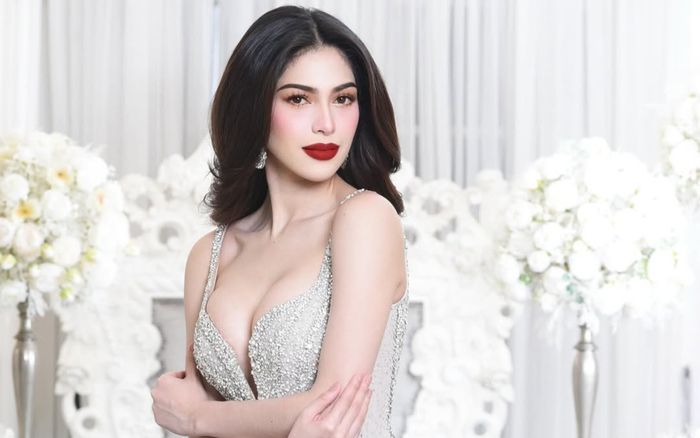 Động thái của Á hậu Miss Cosmo khi vướng nghi vấn muốn từ bỏ danh hiệu