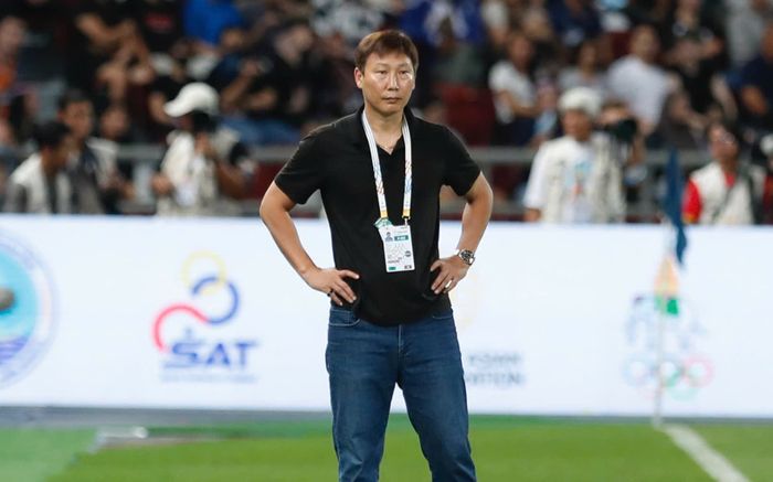 Quyết định bất ngờ của HLV Kim Sang Sik