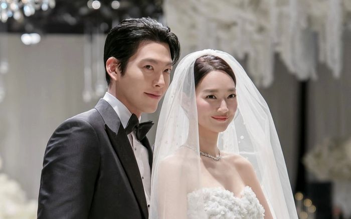 Rộ tin lễ cưới của Shin Min Ah và Kim Woo Bin tiêu tốn số tiền khủng