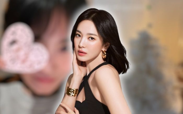 Khoảnh khắc Song Hye Kyo khoe một thứ nhân dịp Giáng sinh đang gây sốt cõi mạng