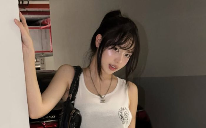 Hoa hậu Thanh Thủy diện váy ôm sát khoe triệt để vóc dáng