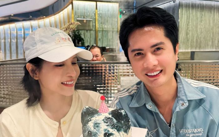 Huỳnh Phương công khai 'danh phận' của Khả Như ngay đêm Giáng sinh bằng 2 từ đặc biệt