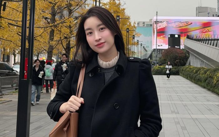 Đỗ Mỹ Linh hiếm hoi lộ diện giữa tin đồn mang bầu lần 2, nhất quyết che giấu một điều