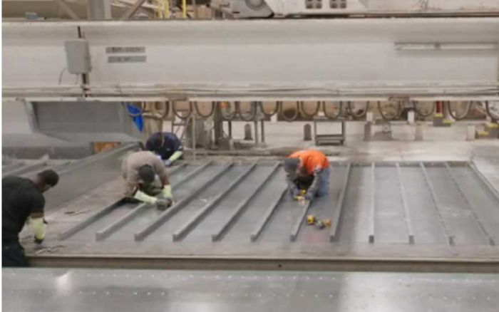 Ông chủ bán công ty, thưởng mỗi nhân viên 11,7 tỷ đồng