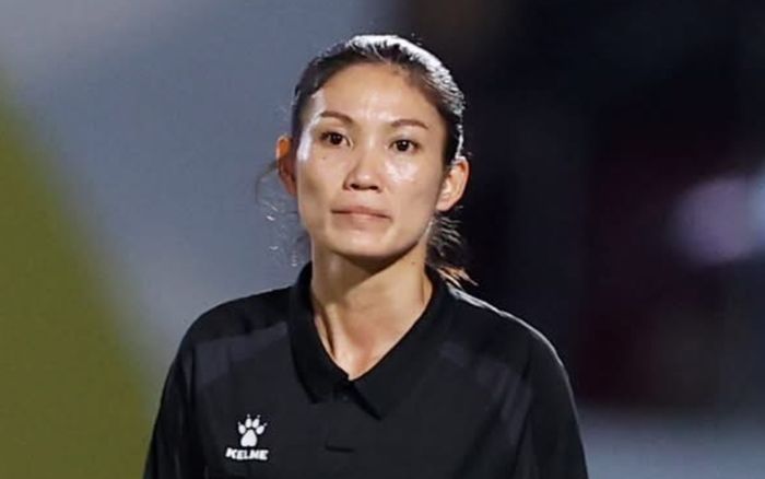 Kết thúc buồn với nữ trọng tài Lào