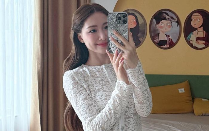 Hòa Minzy tái hợp người đàn ông đặc biệt sau 11 năm