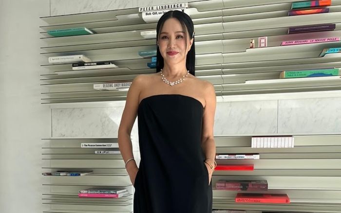 Nữ ca sĩ đình đám 'kết hôn hụt' với người tạo ra BTS