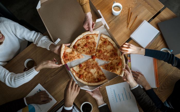 Gợi ý những cách “hâm nóng” tình đồng nghiệp dịp cuối năm