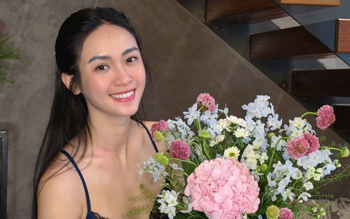 Sữa rửa mặt 400 nghìn của Á hậu Vũ Thúy Quỳnh