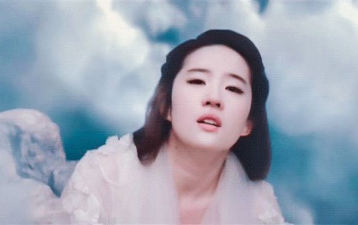 Cảnh khóc 'thảm họa' trong phim Hoa ngữ