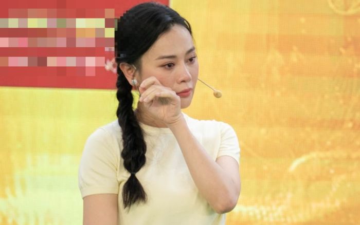 Phương Oanh lận đận