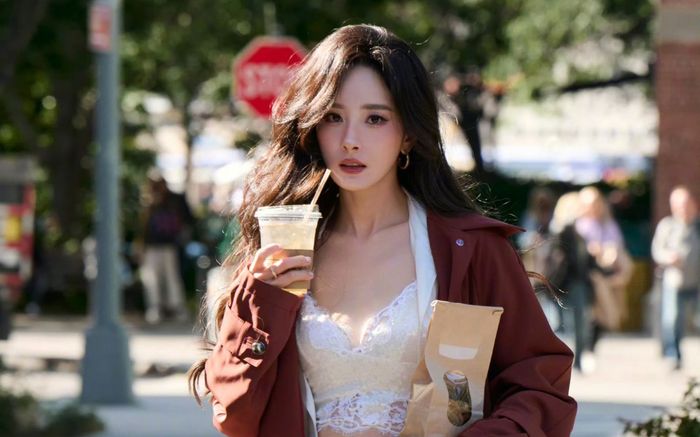 Kinh ngạc trước câu chuyện phía sau vóc dáng 'mình hạc xương mai' của Dương Mịch