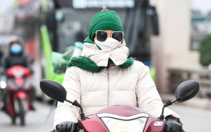 Không khí lạnh ập xuống Bắc Bộ: Trời rét, mưa lớn và hiểm họa bất ngờ