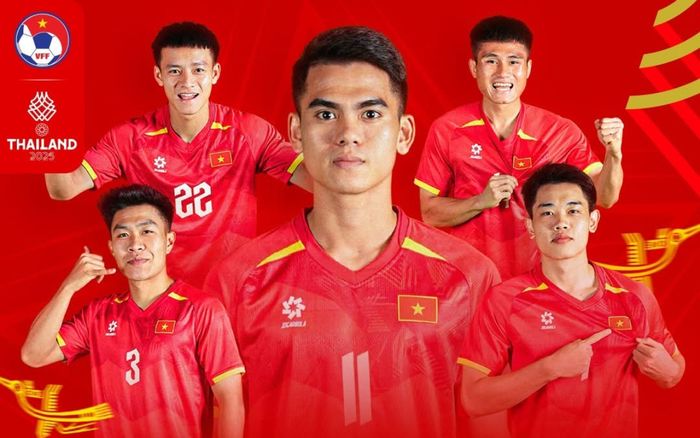 HLV Kim Sang Sik phải thắng Lào để đua với Malaysia