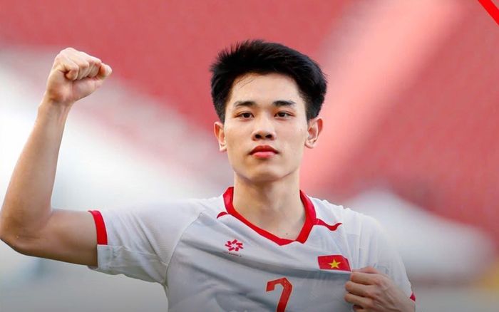 Trọng tài đã đúng về bàn thắng của Đình Bắc