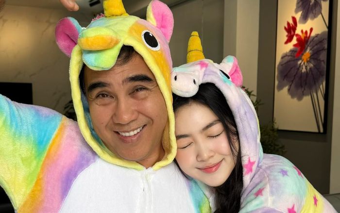 Cách ái nữ nhà Quyền Linh dưỡng da