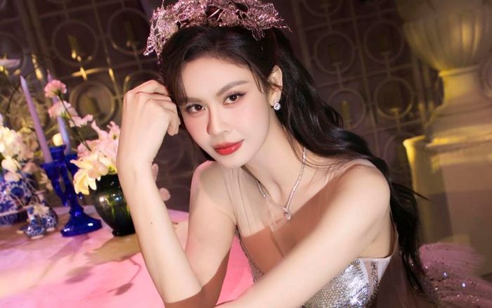 Trương Quỳnh Anh cuốn hút bên chàng trai kém tuổi sau 8 năm ly hôn