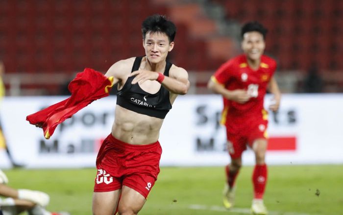 Tình cảnh đảo ngược với tiền đạo Thanh Nhàn