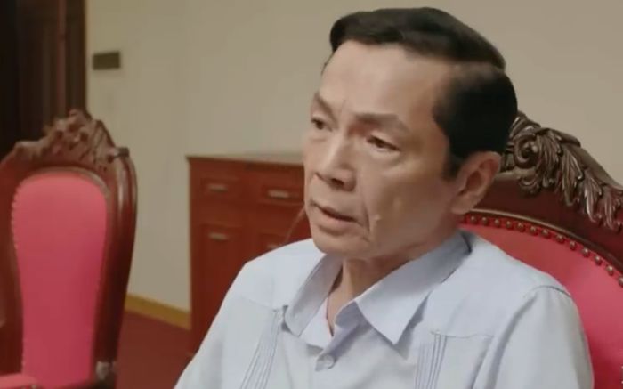 Phim giờ vàng tối nay 31/12: Ông Sách phản đối chủ tịch tỉnh để bảo vệ bồ nhí