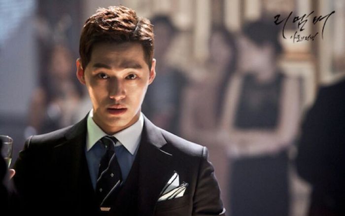 Biểu tượng phản diện màn ảnh Hàn tái xuất