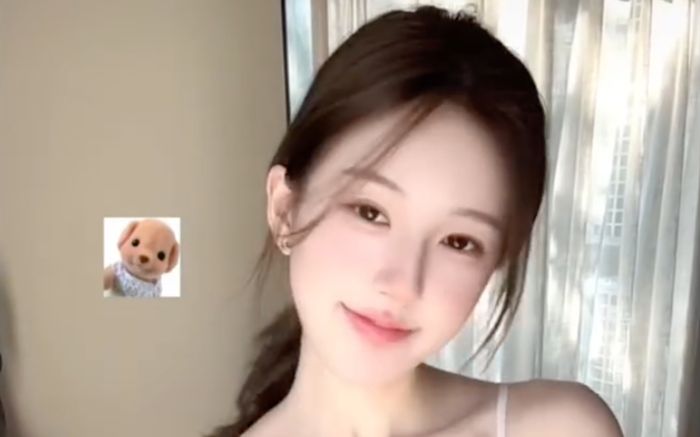 Triệu Lộ Tư 'gây sốt' với đoạn clip 13 giây khép lại năm cũ