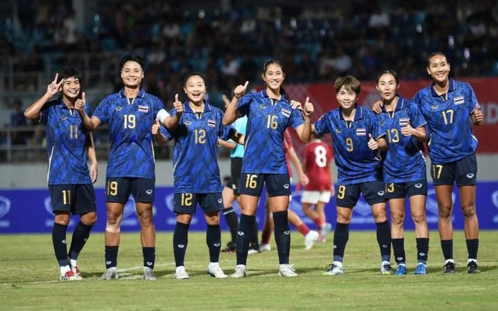 Thái Lan khiến cả Đông Nam Á ngả mũ khi thắng Indonesia 8-0