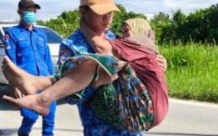 Phát hiện người mẹ mù bò ra từ khu rừng, cảnh sát bàng hoàng trước cảnh tượng trong căn lều cũ