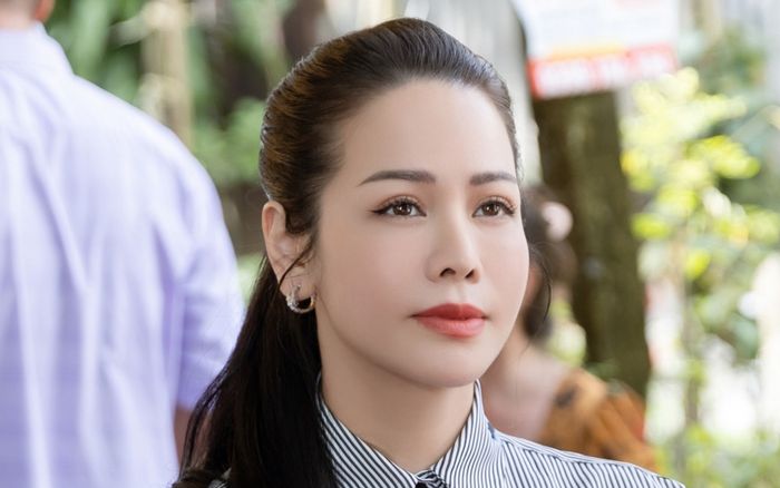 Nhật Kim Anh dùng hệ điều hành gì?