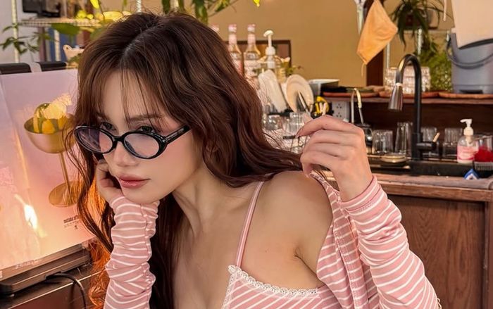 Gu thời trang quyến rũ của Sĩ Thanh